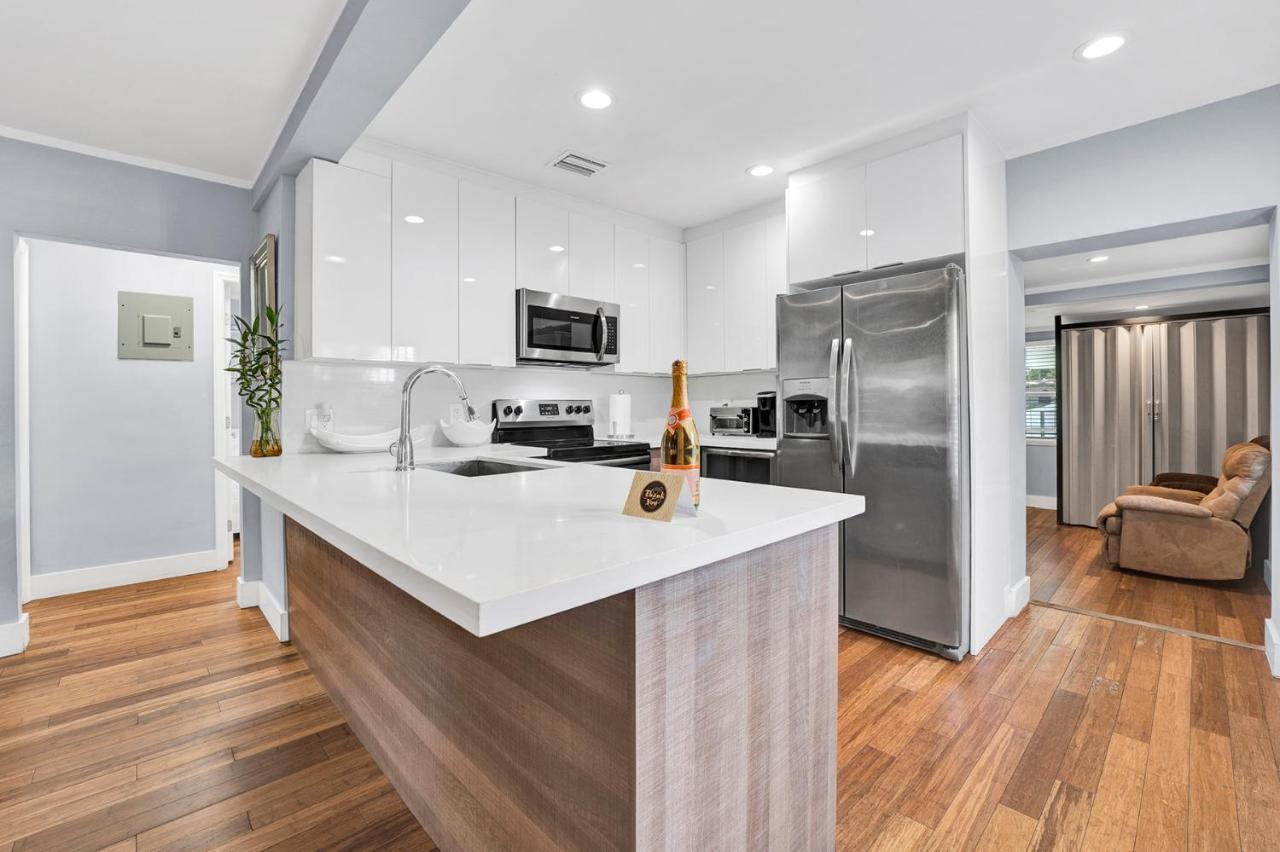 マイアミ Very Modern Buena Vista Gem Near Wynwoodヴィラ エクステリア 写真